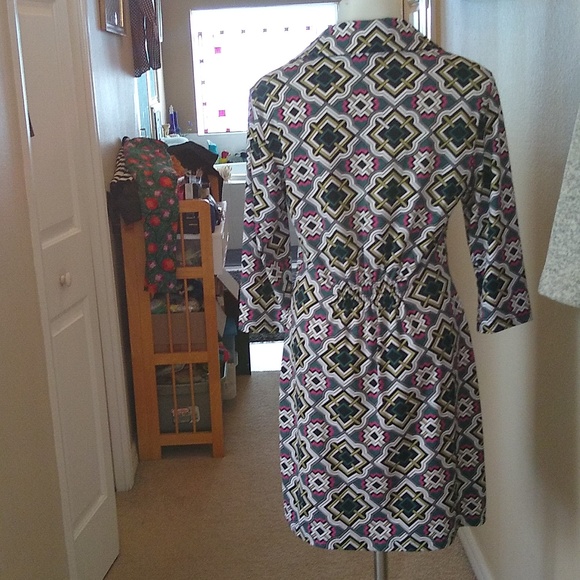 Tracy Negoshian small print Dress Green Black White pink abstract - Picture 3 of 10